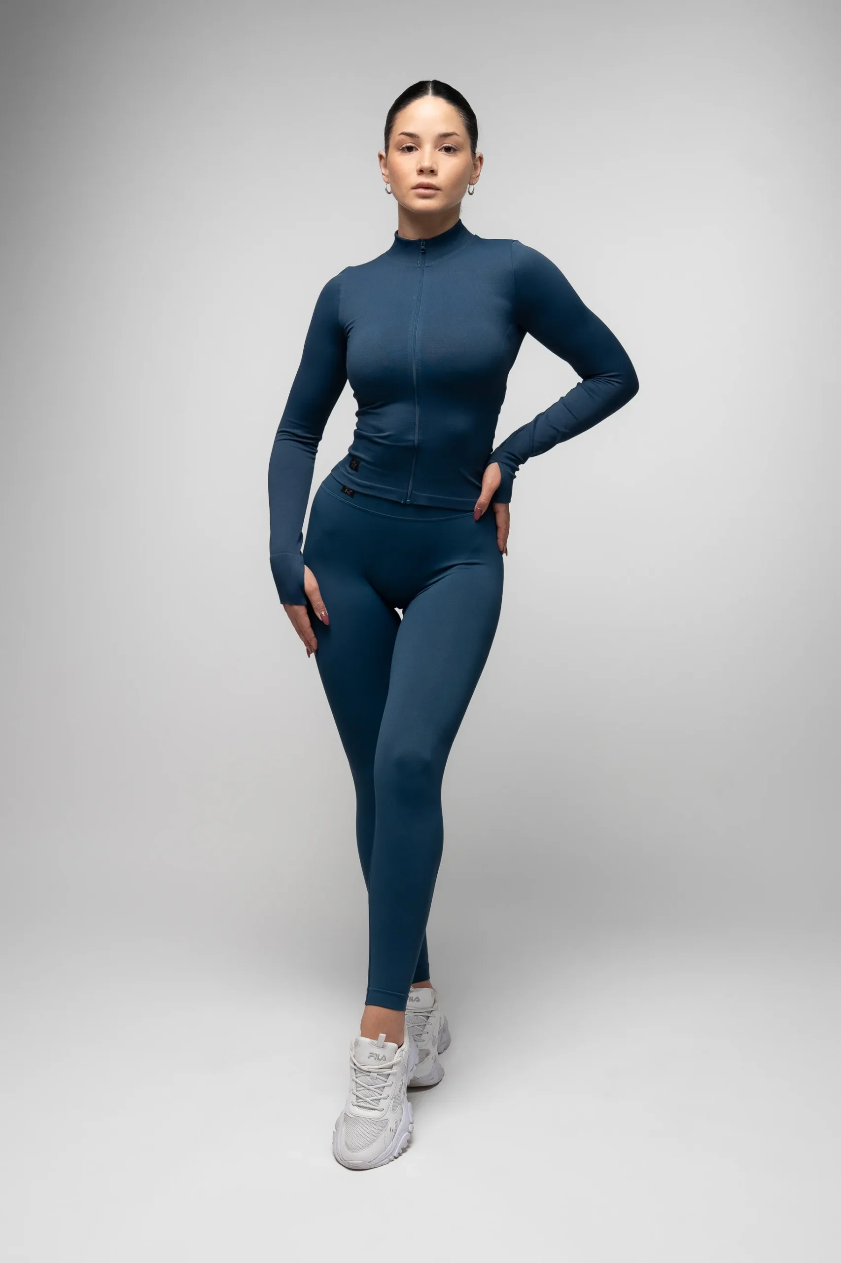 Bezszwowa bluza na zamek Granatowa - obrazek 5