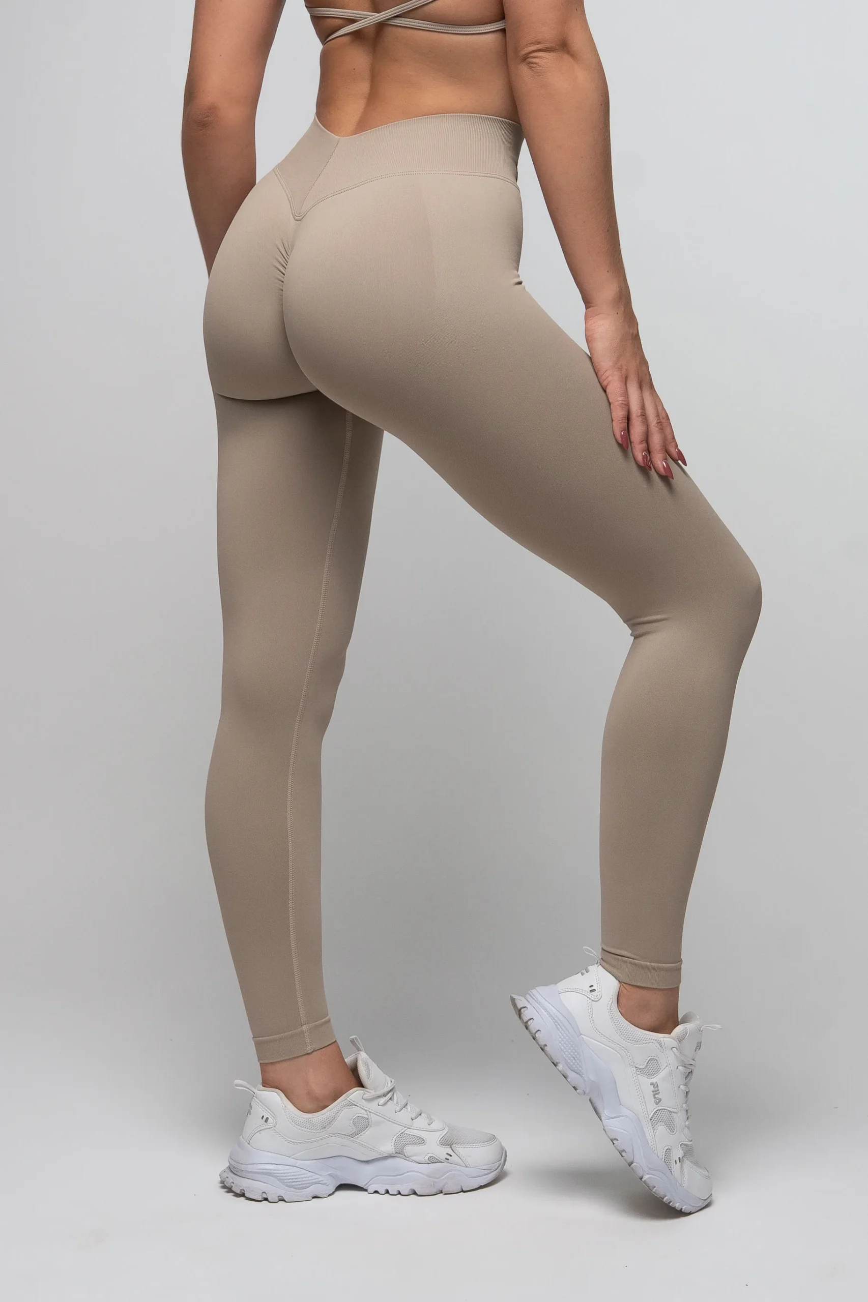 Legginsy bezszwowe push-up V-cut beżowe - obrazek 4