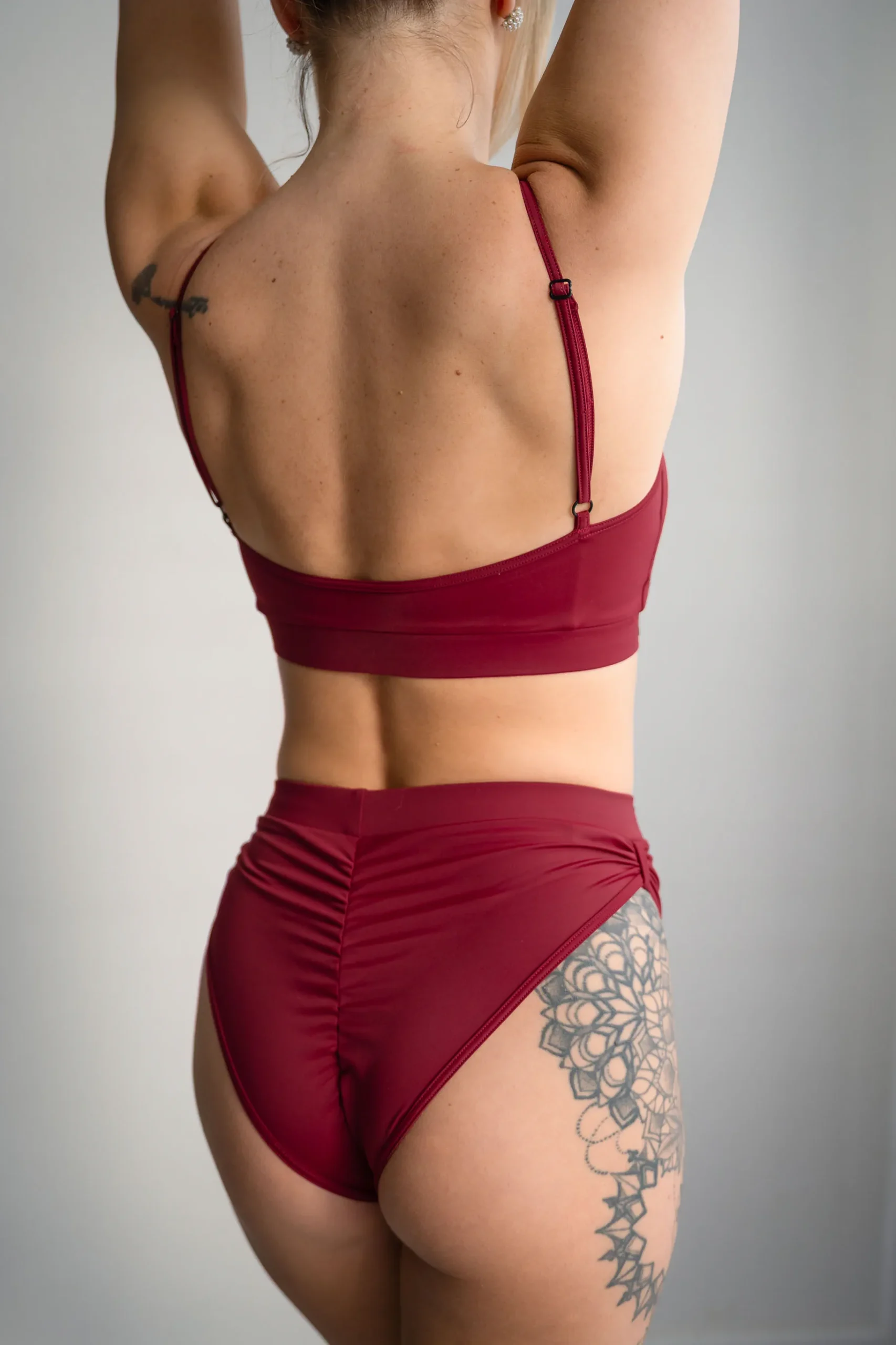 top pole dance z marszczeniem wiśniowy - obrazek 5