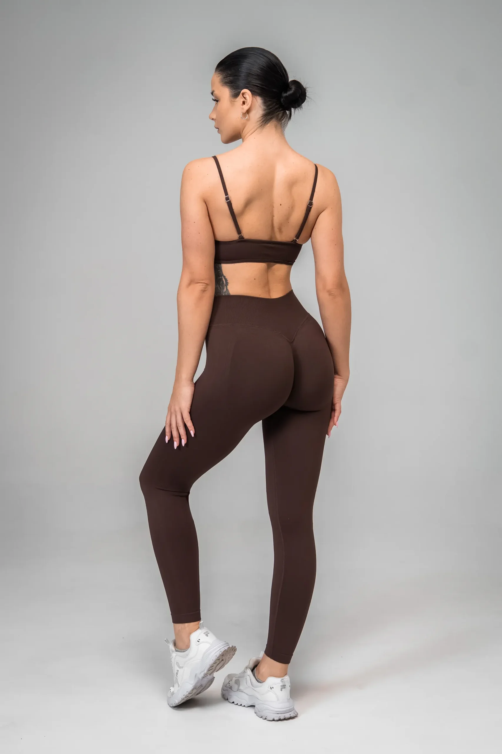 Legginsy bezszwowe ultra push-up 3.0 ciemnobrązowe - obrazek 5