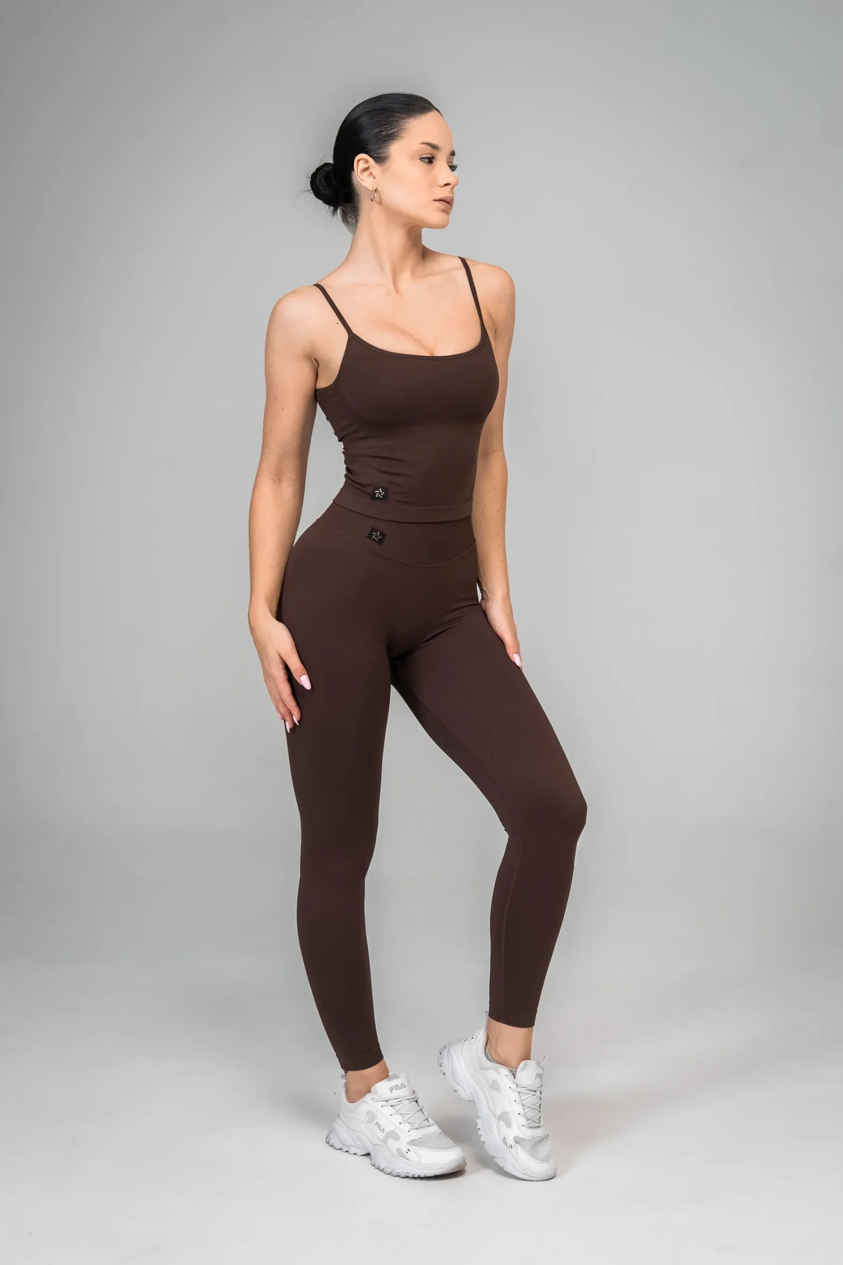 Top bezszwowy long 3.0 ciemnobrązowy - obrazek 3