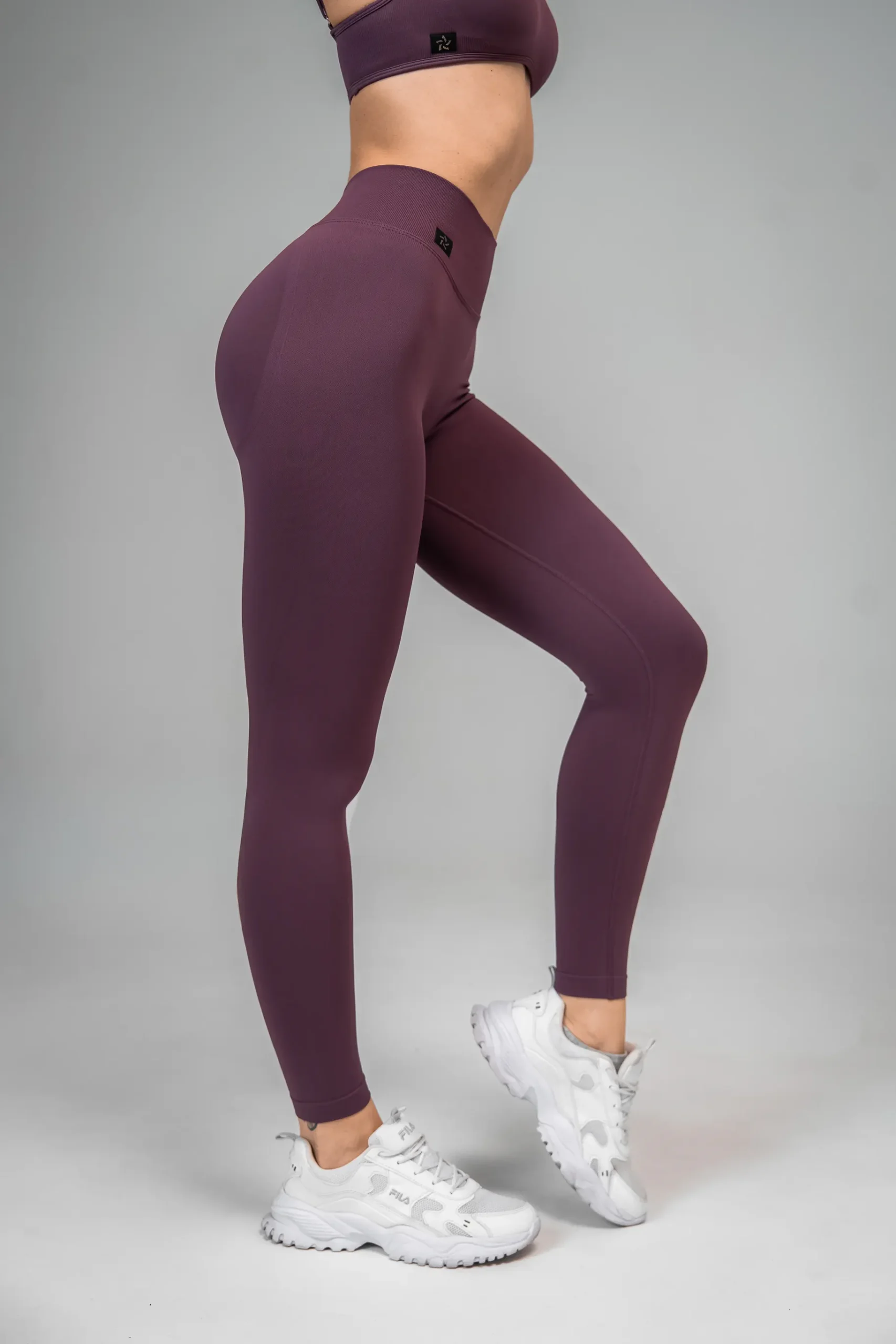Legginsy bezszwowe ultra push-up 3.0 fioletowe - obrazek 2